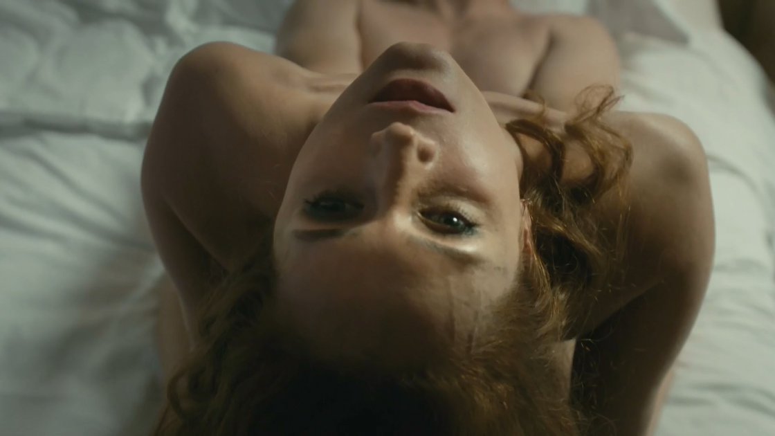Виктория Исакова ню сериал эпидемия